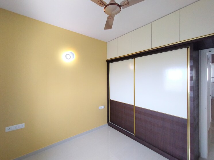 Room, rohan-upavan 1.5 Bedroom 726 Sq.Ft. Apartment In Hennur Bangalore 8939188