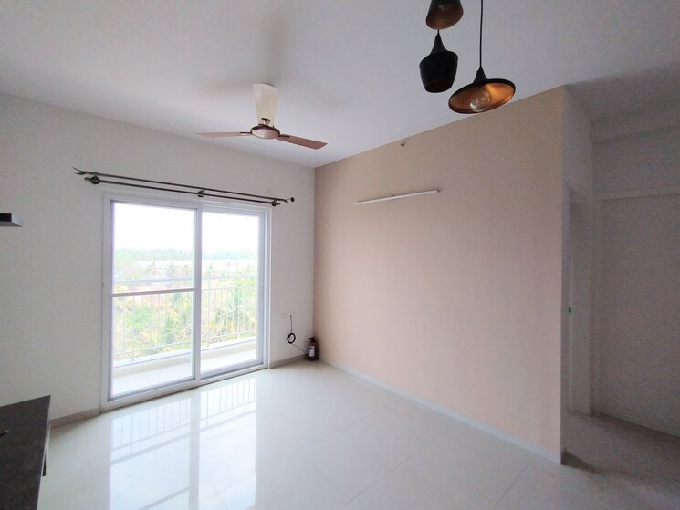 Room, rohan-upavan 1.5 Bedroom 726 Sq.Ft. Apartment In Hennur Bangalore 8939188