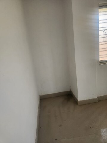 2 BHK Apartment at Vivekananda Park – for Sale