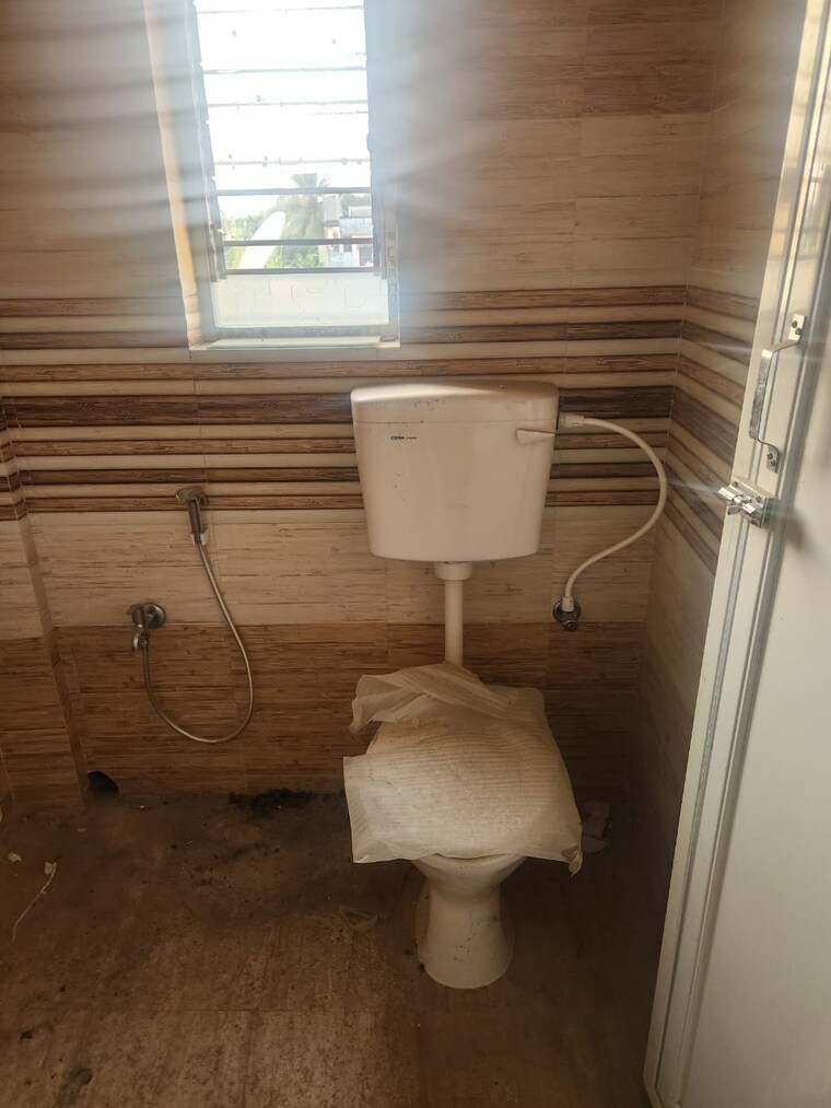 Bathroom, vivekananda park 2 Bedroom 780 Sq.Ft. Apartment In Vivekananda Park Kolkata 8939217