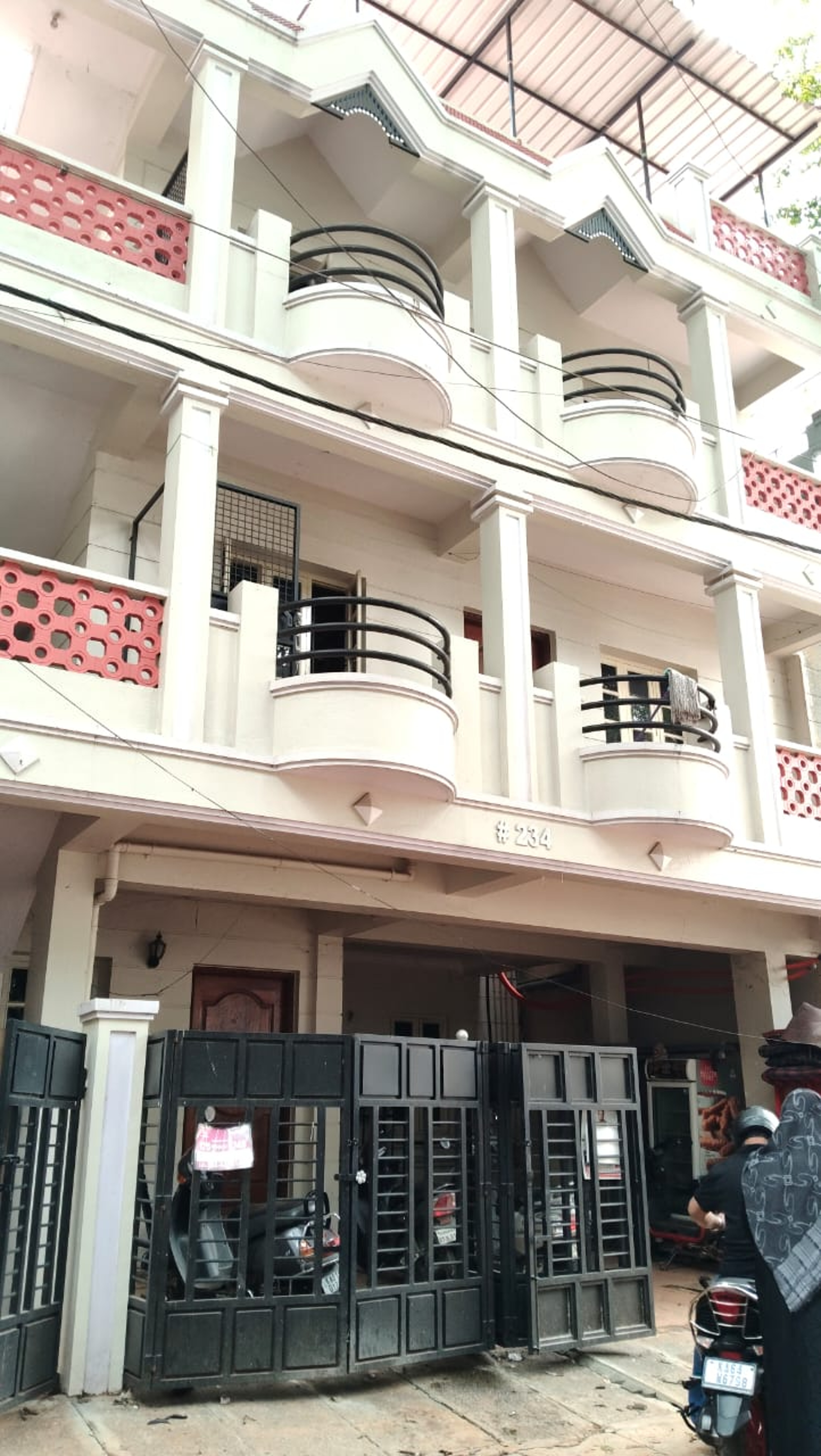 6+ BHK + Pooja Room Independent House For Sale in Sultanpalya