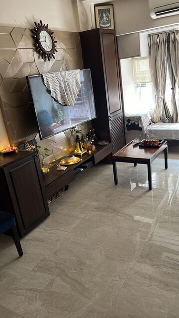 Living Room in 2 BHK Apartment at Andheri West – for Rent