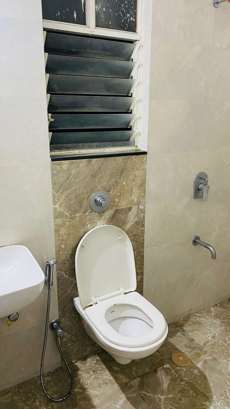 Bathroom, vtp-one 1 Bedroom 415 Sq.Ft. Apartment In Kharadi Pune 8939328