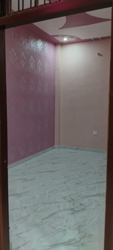 Room in 2 BHK Independent House at Rai Enclave, Deva Road – for Sale