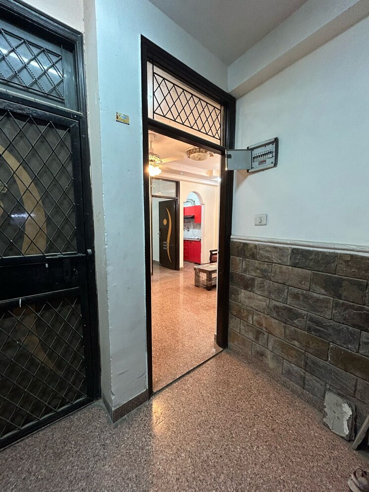 Exterior View, freedom fighters enclave 1 Bedroom 550 Sq.Ft. Builder Floor In Freedom Fighters Enclave Delhi 8939331