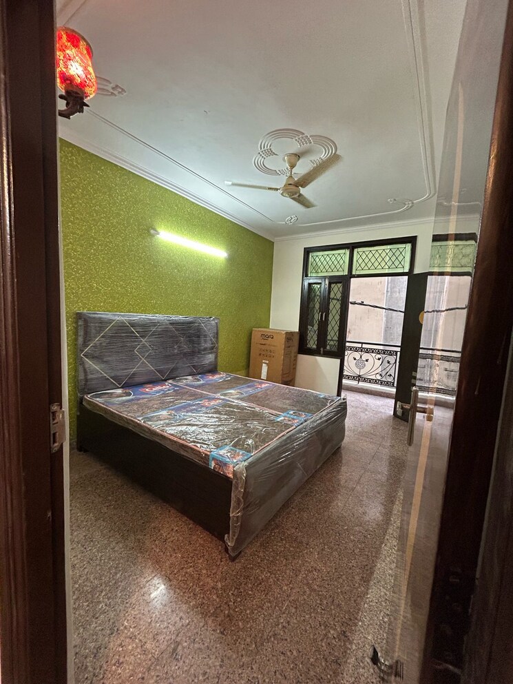 Bedroom, freedom fighters enclave 1 Bedroom 550 Sq.Ft. Builder Floor In Freedom Fighters Enclave Delhi 8939331