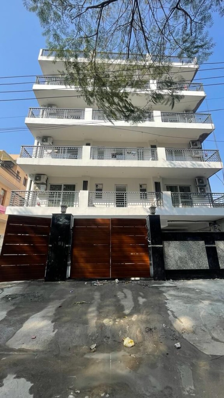 Exterior View, sector 17a 1 RK 500 Sq.Ft. Builder Floor In Sector 17a Gurgaon 8939351