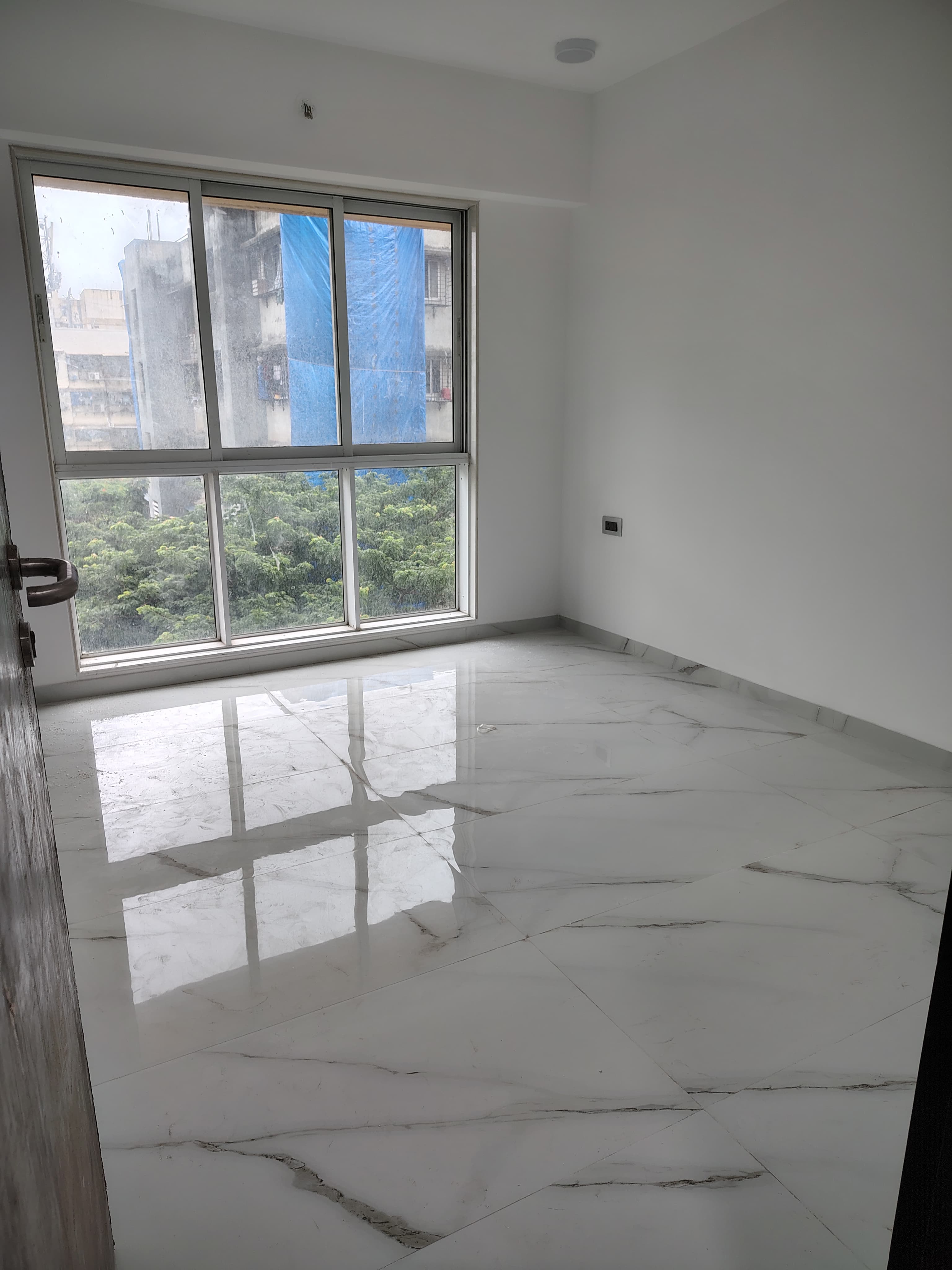 2 BHK Apartment For Rent in Hubtown Hill Crest