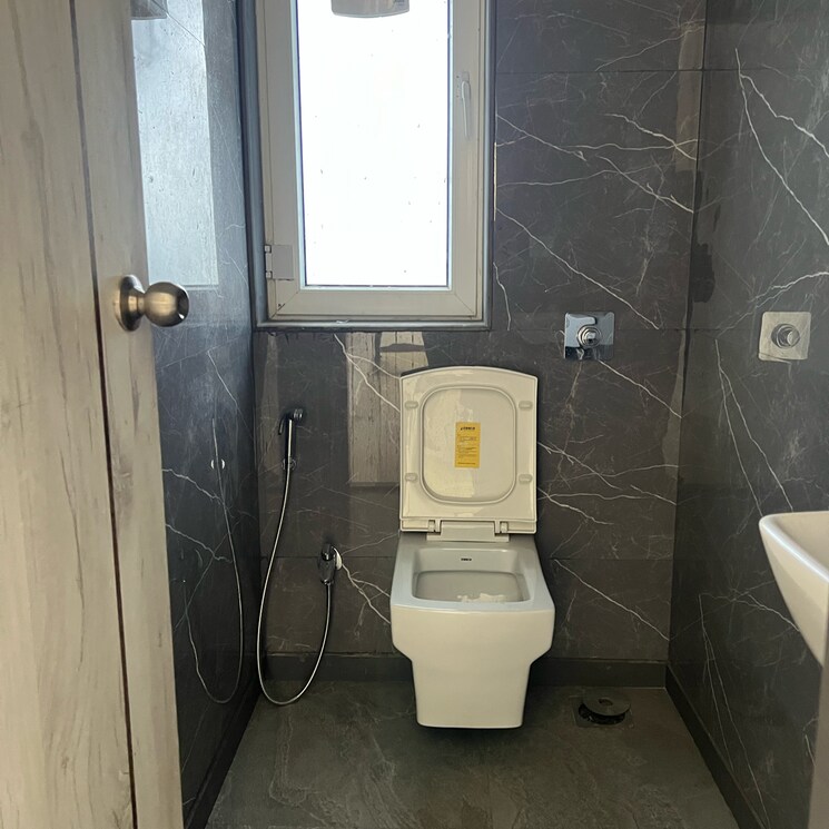 Bathroom, h-square-an-heights 2.5 Bedroom 850 Sq.Ft. Apartment In Navy Colony Mumbai 8939358