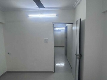 Room in 1 BHK Apartment at Vasai West – for Sale