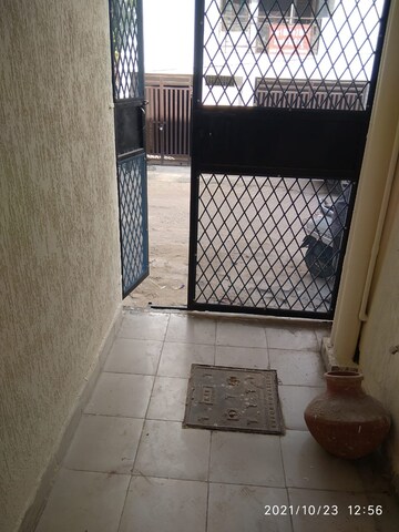 Staircase in 1 BHK Builder Floor at Vasundhara Sector 1 – for Rent