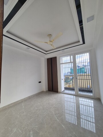 Room in 2 BHK Builder Floor at Palm Residency Chhatarpur, Chattarpur – for Rent