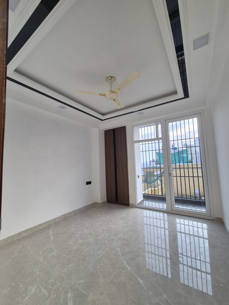 Room, palm-residency-chhatarpur 2 Bedroom 900 Sq.Ft. Builder Floor In Chattarpur Delhi 8939448