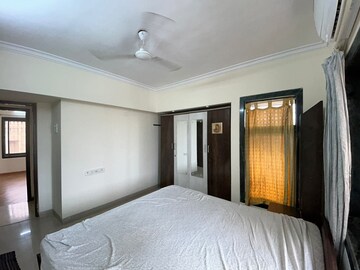Bedroom in 3 BHK Apartment at Regency Towers, Kavesar – for Rent
