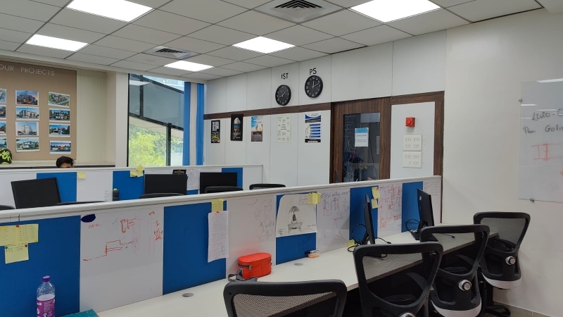 Office Space For Rent in Amanora Park Town