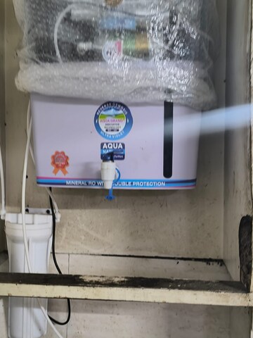 Bathroom in 2 BHK Builder Floor at Vasundhara Sector 1 – for Rent