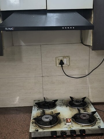 Master Bedroom in 2 BHK Builder Floor at Vasundhara Sector 1 – for Rent