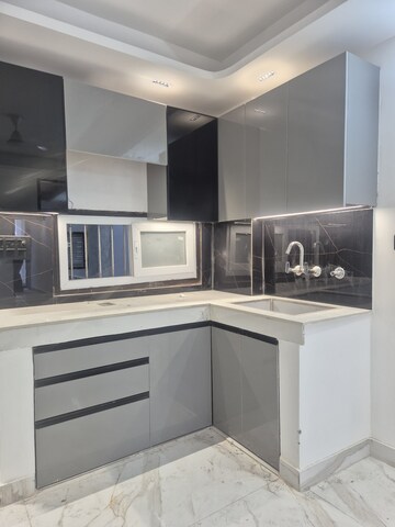 Kitchen in 1 BHK Builder Floor at Palm Residency Chhatarpur, Chattarpur – for Rent