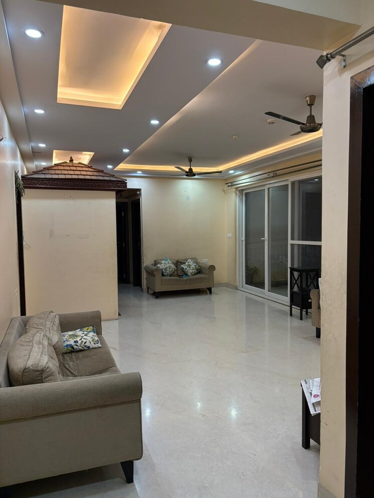 Living Room, prestige-misty-waters 3.5 Bedroom 1991 Sq.Ft. Apartment In Hebbal Bangalore 8939509