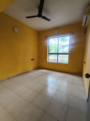 Bedroom in 3.5 BHK Apartment at Lunkad Colonnade I, Viman Nagar – for Rent