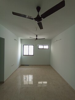 1.5 BHK + Pooja Room,Extra Room Apartment For Sale in Lodha Palava Downtown