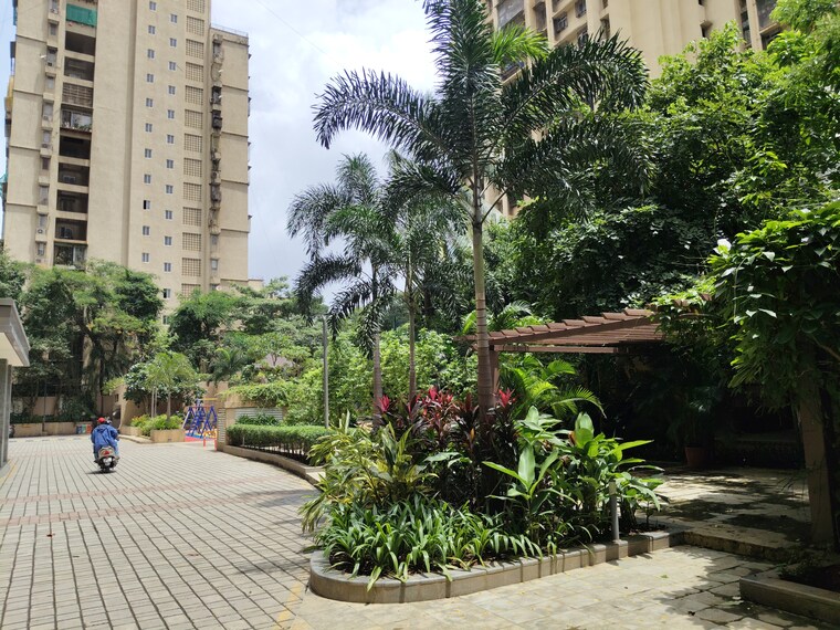 Garden, nandivardhan-maansarovar 3.5 Bedroom 2200 Sq.Ft. Apartment In Panch Pakhadi Thane 8939614