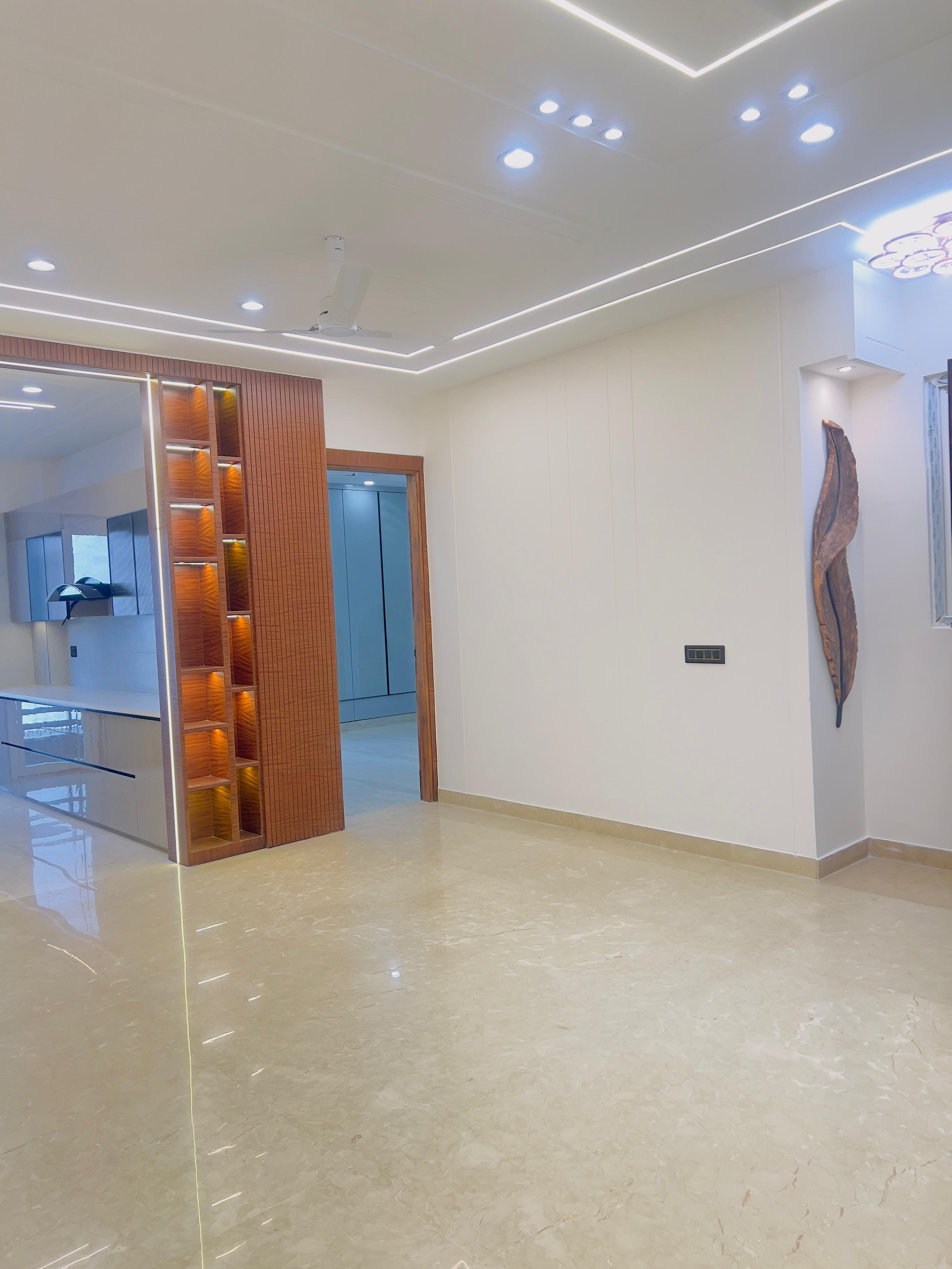 4 BHK + Pooja Room,Study Room 360 Sq.Ft. Builder Floor in SS Southend Floors