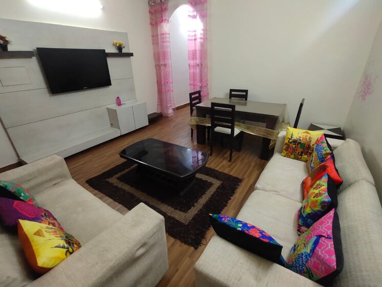 Living Room, rajouri garden 3 Bedroom 200 Sq.Yd. Builder Floor In Rajouri Garden Delhi 8939597