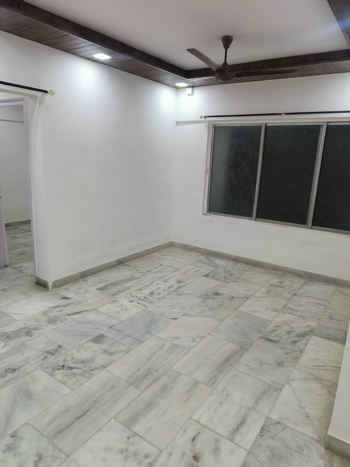 2 BHK Apartment For Rent in Riddhi Garden