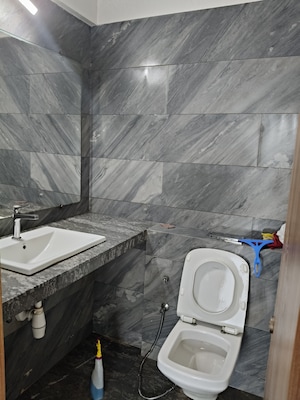 Bathroom in 2 BHK Apartment at Kalpataru The Sunrise, Kolshet Road – for Sale