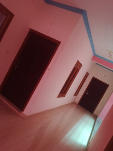 Furnished Amenities in 2 BHK Apartment at Chinhat – for Rent