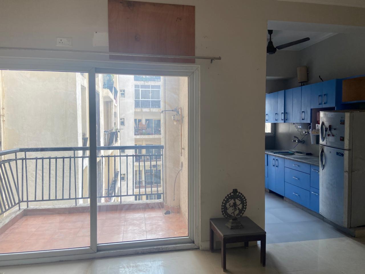 3 BHK + Extra Room Apartment For Rent in Antriksh Golf View