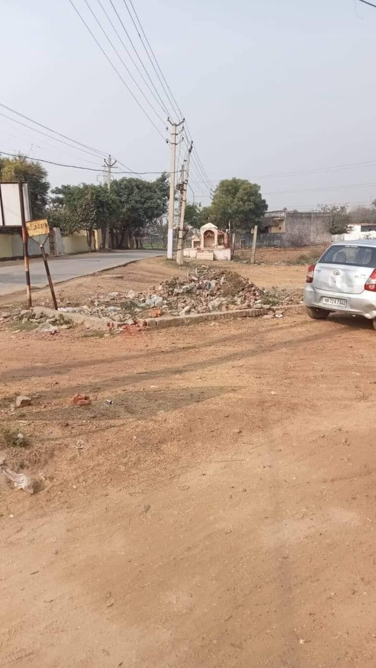 undefined, maruti kunj  40 Sq.Yd. Plot In Maruti Kunj Gurgaon 8939674
