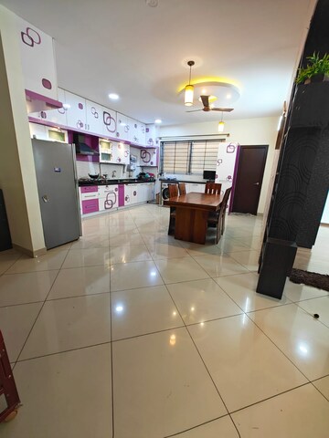 Master Bedroom in 3 BHK Builder Floor at Hsr Layout – for Rent