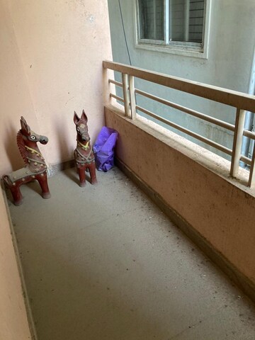 Room in 3 BHK Apartment at Bellandur – for Rent