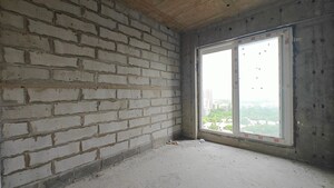 Room in 3 BHK Apartment at H Rishabraj Phoenix, Borivali West – for Sale