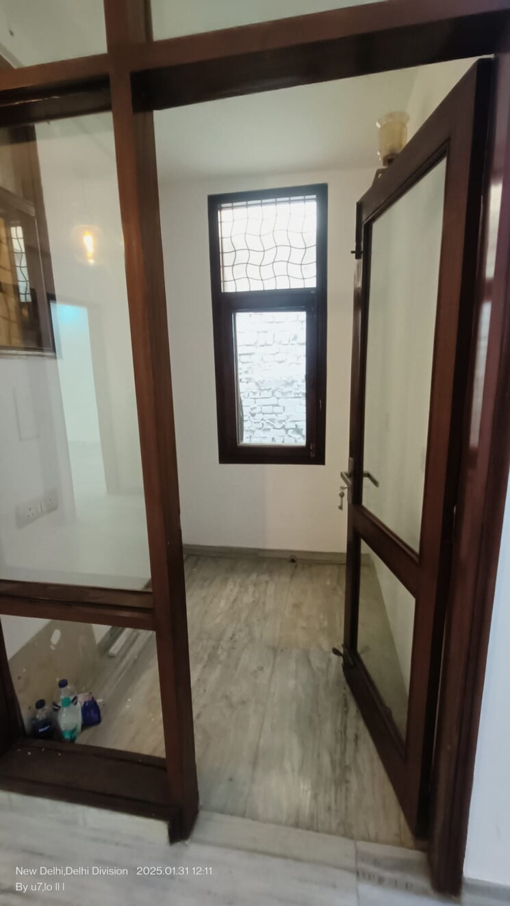 Room, rwa-hauz-khas-block-c-5 4 Bedroom 2200 Sq.Ft. Builder Floor In Hauz Khas Delhi 8939822