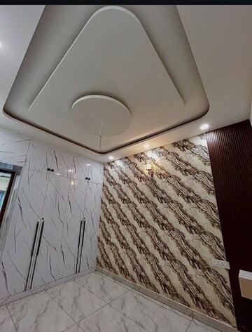 Bathroom in 3 BHK Builder Floor at Sector 35 – for Sale