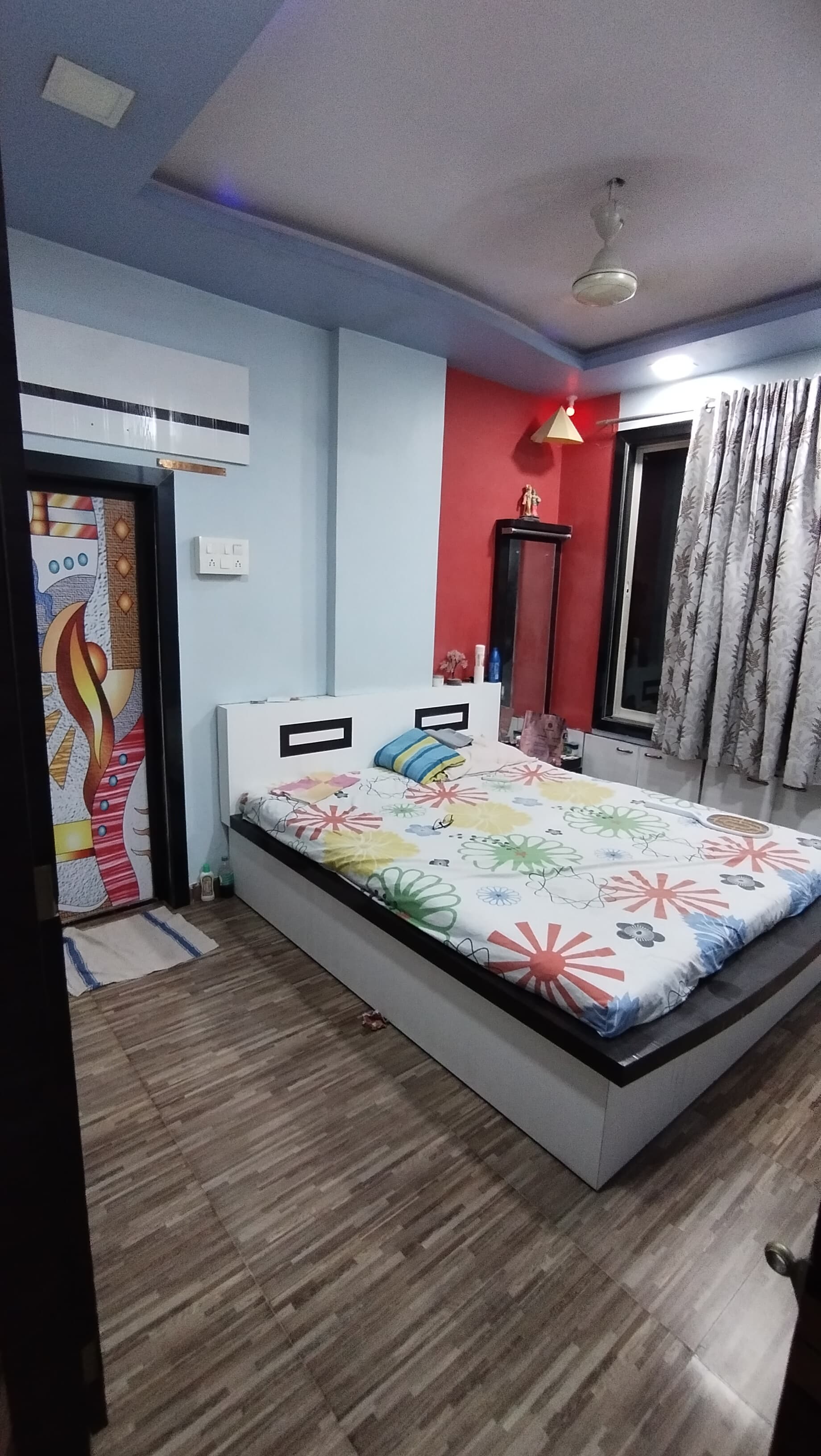 2 BHK + Extra Room Apartment For Rent in Millenium Arcade CHS
