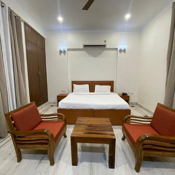 Living Room in 4 BHK Builder Floor at RWA Apartments Sector 92, Sector 92 – for Rent