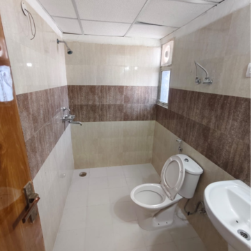 Bathroom in 3 BHK Apartment at Panchsheel Greens II, Panchsheel Green – for Rent
