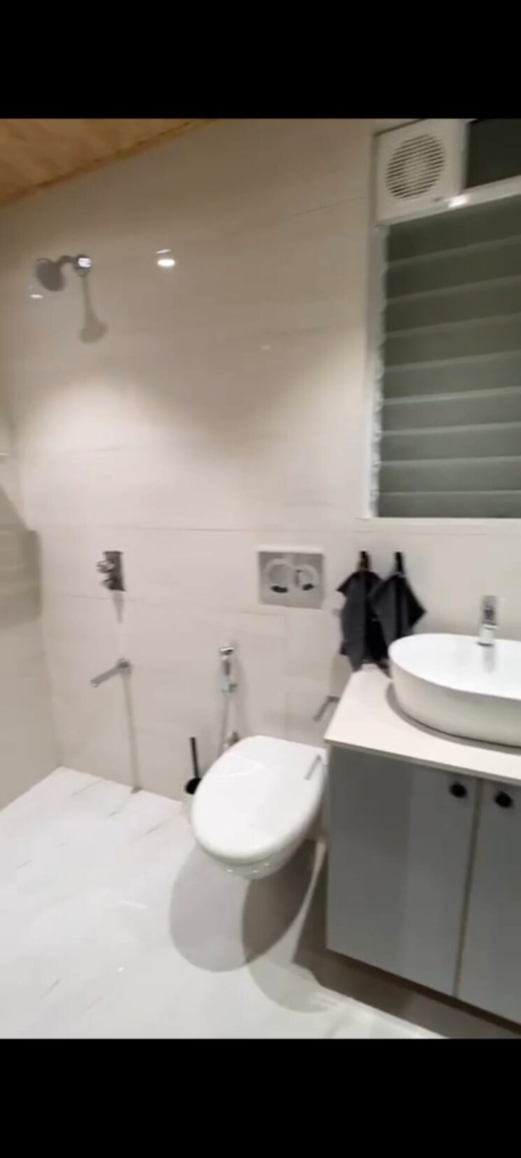 Bathroom, vihang-luxuria 2 Bedroom 6830 Sq.Ft. Apartment In Mira Road Thane 8939953