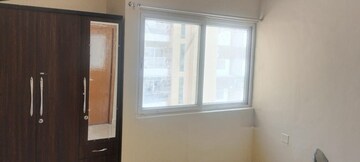 Room in 2 BHK Apartment at Sargam Apartment, Jankipuram – for Rent