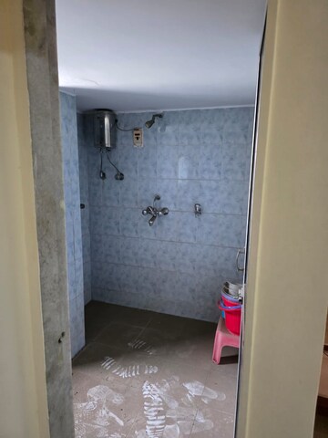 Bathroom in 1.5 BHK Apartment at Kamla Airbus, Andheri East – for Rent
