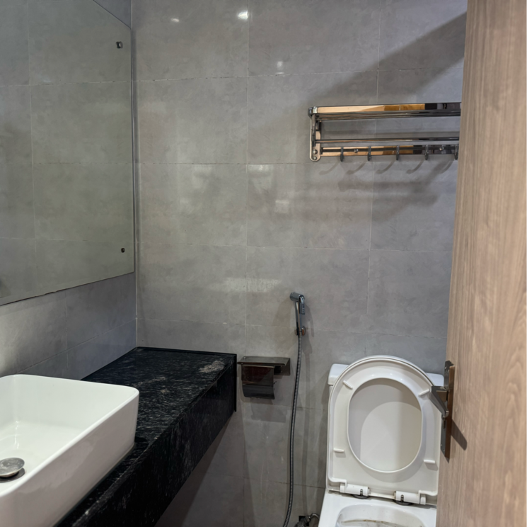 Bathroom, dlf city phase 3 Pg For Boys & Girls In Dlf City Phase 3 8939929
