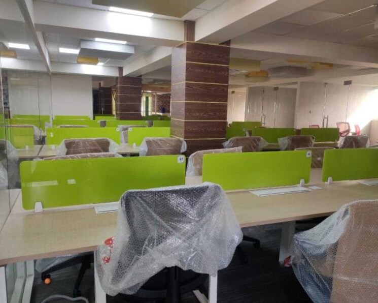 Team Area, vijay nagar Commercial Office Space 2700 Sq.Ft. In Vijay Nagar Indore 8939928