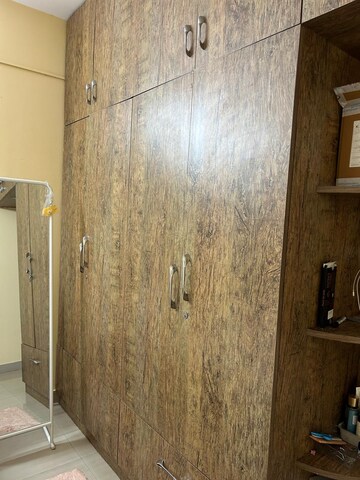 Room in 2 BHK Apartment at Suncity Gloria Apartments, Sarjapur Road – for Rent