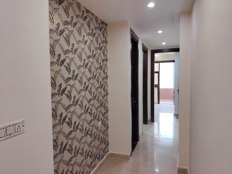 Room, radheypuri 3 Bedroom 100 Sq.Yd. Builder Floor In Radheypuri Delhi 8940013