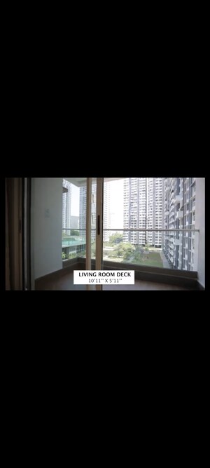 Room in 2 BHK Apartment at Courtyard by Narang Realty and The Wadhwa Group, Pokhran Road No Two – for Sale