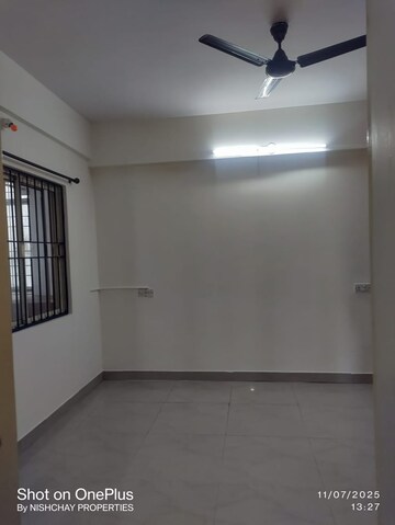 Bedroom in 2 BHK Apartment at Banaswadi – for Rent